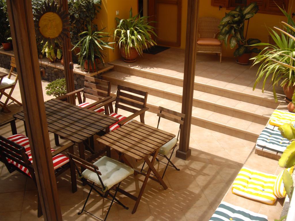 Kira'S Boutique Hotel Мінделу Екстер'єр фото