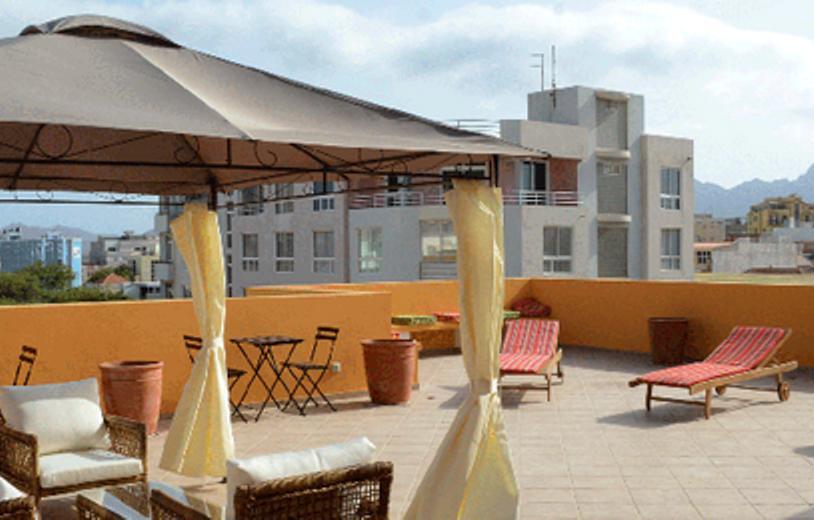 Kira'S Boutique Hotel Мінделу Екстер'єр фото
