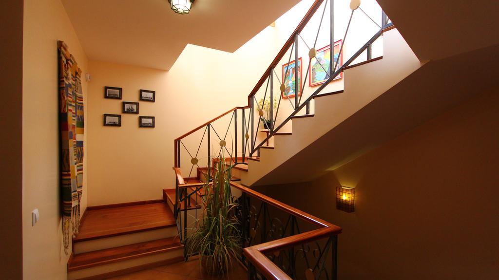 Kira'S Boutique Hotel Мінделу Екстер'єр фото