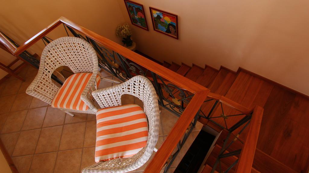 Kira'S Boutique Hotel Мінделу Екстер'єр фото